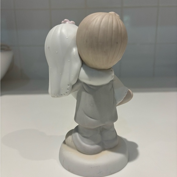 1982 Precious Moments Wedding Couple Cake Topper - Picture 2 of 8